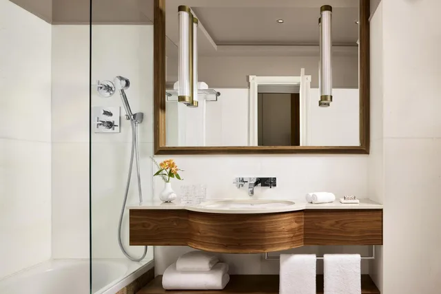 غرفة سيغنتشر ديلوكس بسرير كوين بإطلالة على المدينة، Tivoli Avenida Liberdade the Leading Hotels of the World 4/5