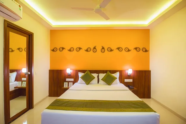 غرفة قياسية بسريرين منفصلين، Treebo Arastu Inn 2/7
