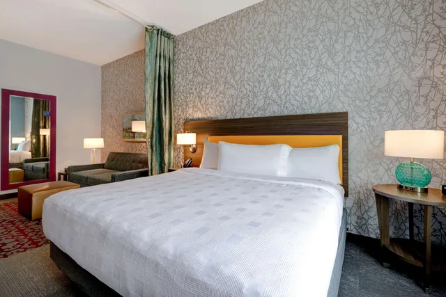جناح ديلوكس بسرير كينج، Home2 Suites Lincolnshire Chicago 1/4