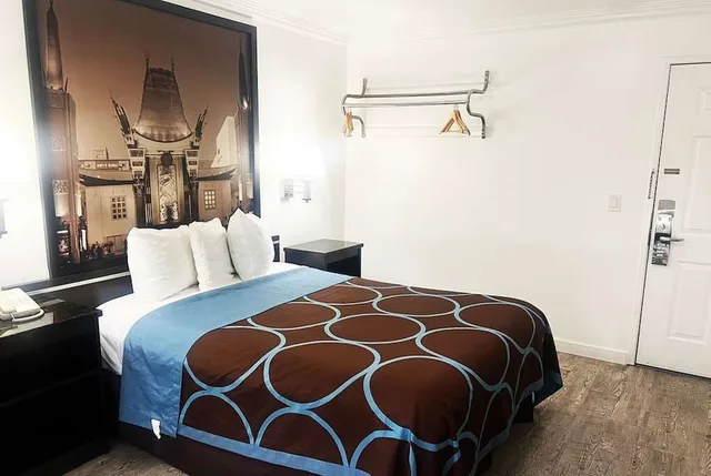 غرفة مفردة، The Onyx Hotel Hollywood 1/7