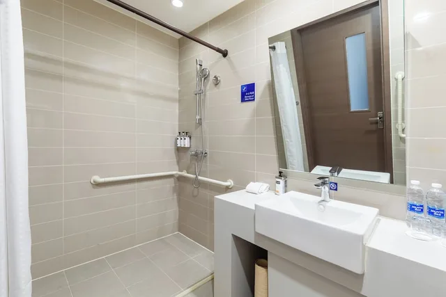 غرفة قياسية بسرير كوين لذوي الإعاقة، Holiday Inn Express SHENYANG NORTH STATION 8/9