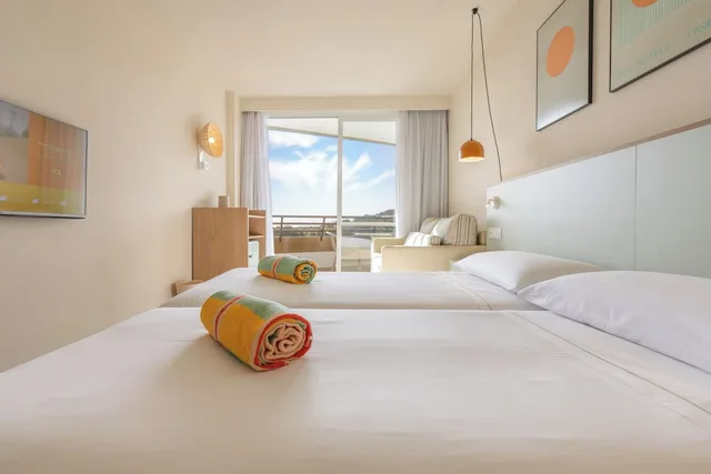 Xtra, Premium, Twin Beds, Ocean View، Sol Barbados 1/5