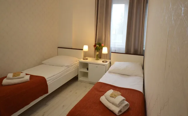 Standard, Twin Beds, Private Bathroom, Cracow Central Aparthotel 2/3