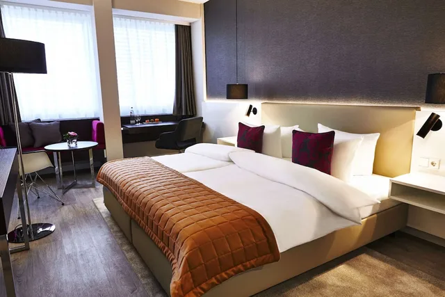 غرفة سوبيريور بسرير كوين، Steigenberger Hotel Koln 1/5