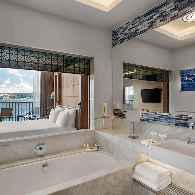 Signature, Suite, King Bed, Bosphorus View، The Grand Tarabya Managed by Accor 3/3