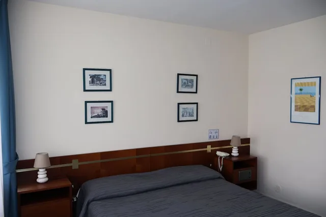 غرفة قياسية بسرير مزدوج أو سريرين منفصلين، Hotel Puntaquattroventi 3/9