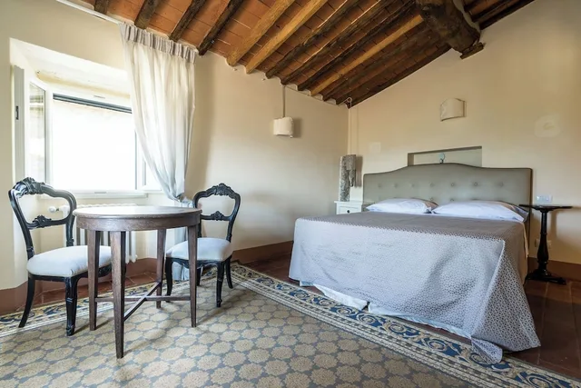 دوبلكس بسريرين كينج، Hotel Villa Sermolli 6/9