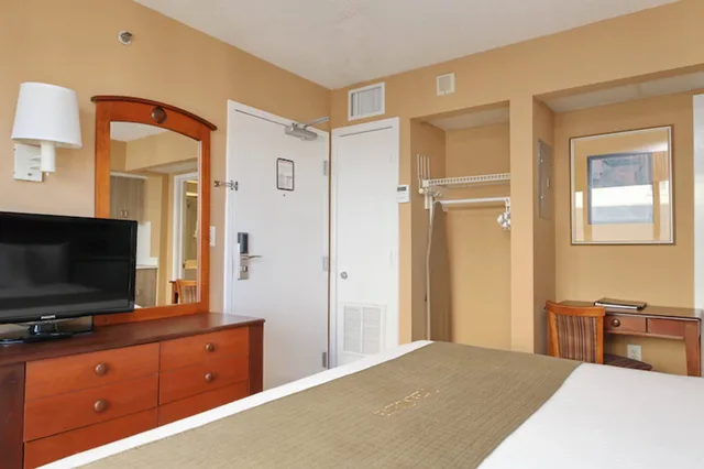 غرفة قياسية بسريرين مزدوجين، Ocean Drive Beach Golf Resort 3/5