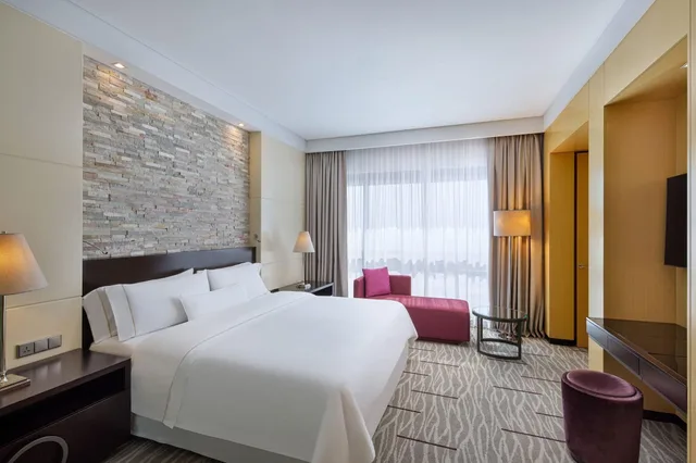 جناح بسرير كينج، The Westin Hotel Bahrain City Centre 2/6