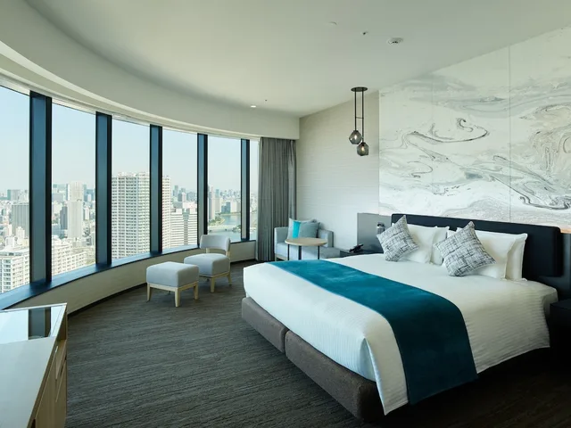 غرفة تنفيذية ركنية بسرير كينج بإطلالة بحوض استحمام، Mitsui Garden Hotel Toyosu Premier 1/8
