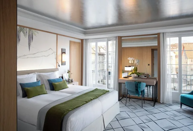 Deluxe, King Bed, Riverside، Storchen Hotel Zurich 2/3