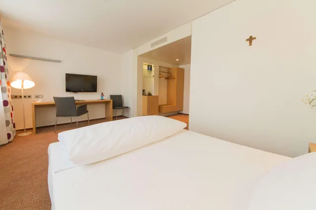 غرفة قياسية بسرير مزدوج، TOP KHR Stadthotel Munster 1/4