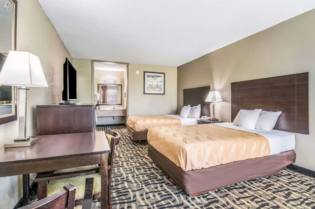 غرفة بسريرين مزدوجين، Quality Inn and Suites York PA 4/5