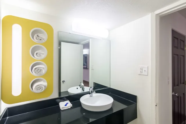 غرفة قياسية بسريرين مزدوجين، Motel6 Wichita Falls, TX - North 6/6