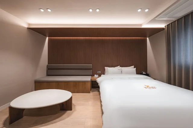 غرفة قياسية بسرير مزدوج، Gridt Hotel and Home Gyeongju 9/10