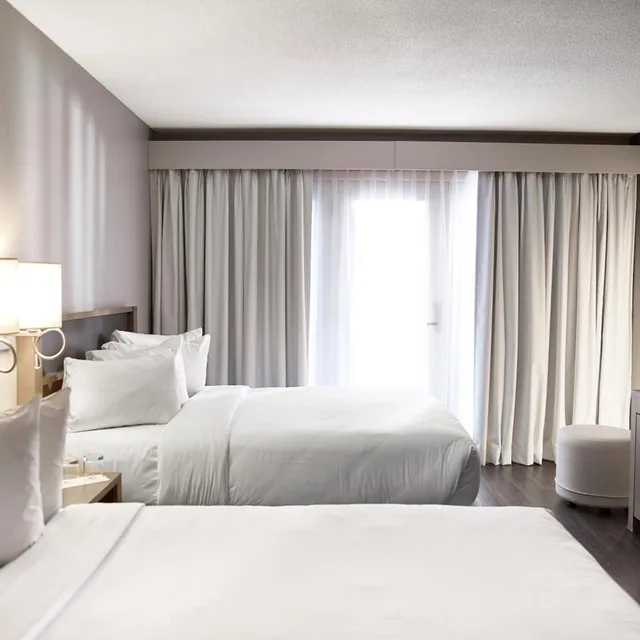 غرفة بسريرين مزدوجين في الطابق الأرضي، Hotel Cofortel 3/6