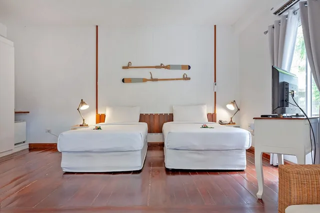 Studio, Double Bed, Terrace, Malibu Beach Resort, Koh Samui 6/10