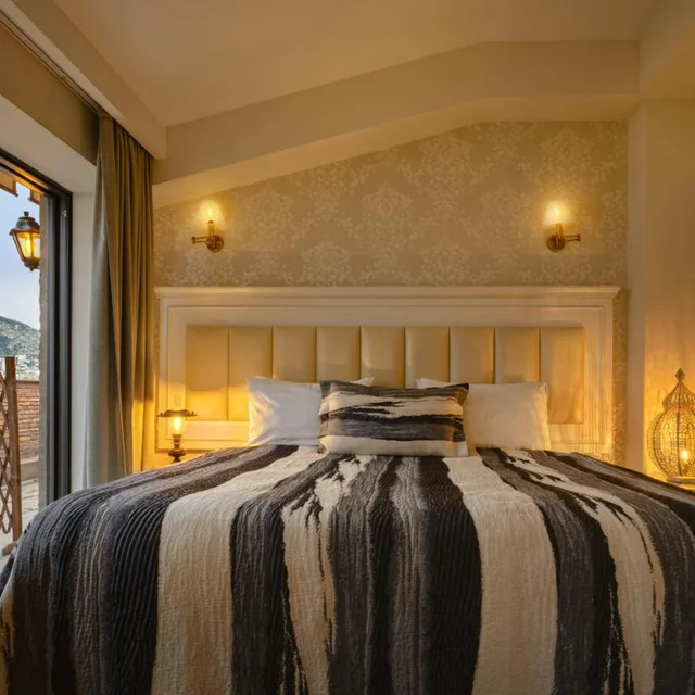 Junior Suite, Balcony, Passport Hotel 1/7