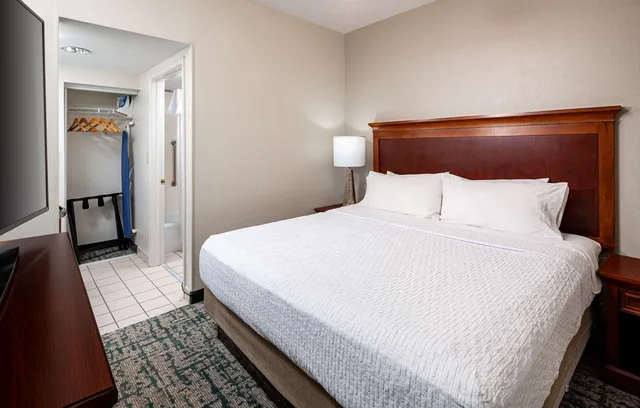 جناح بسرير كينج وسريرين كوين بغرفتي نوم، Homewood Suites By Hilton Jacksonville-South/St. Johns Ctr. 1/3