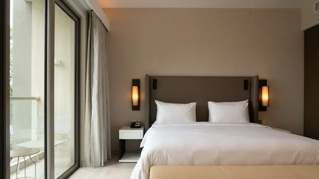 جناح بسرير كينج بغرفة نوم واحدة مع دخول الصالة، Radisson Blu Hotel Residence Nairobi Arboretum 4/10