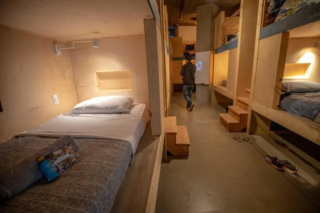 غرفة بسريرين منفصلين، PodShare San Diego - Hostel 2/2