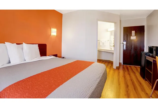 غرفة بسرير كوين، Motel6 Benson, AZ 1/9