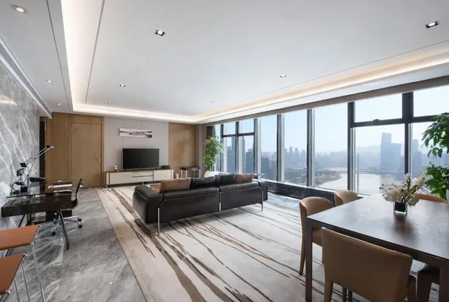 Chongqing C-Plaza Hotel، تشونغتشينغ 38/65