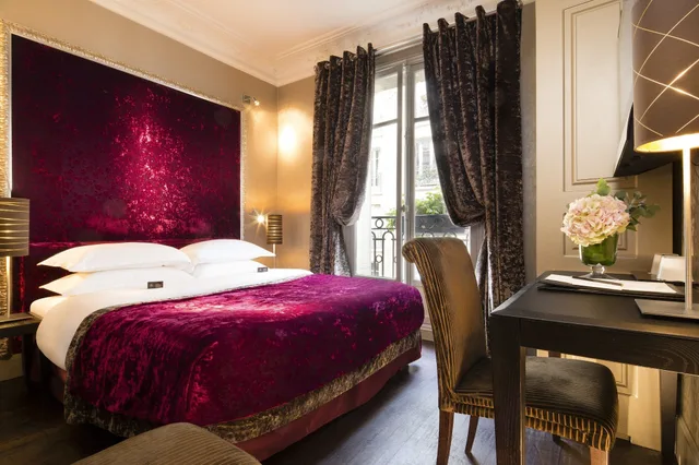 غرفة كلاسيكية بسرير مزدوج، Hotel Ares 1/10