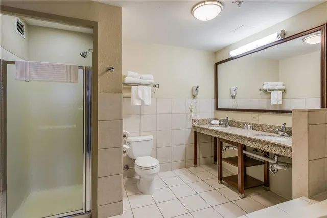 جناح بسرير كينج، Comfort Suites Chicago O'Hare Airport 3/4