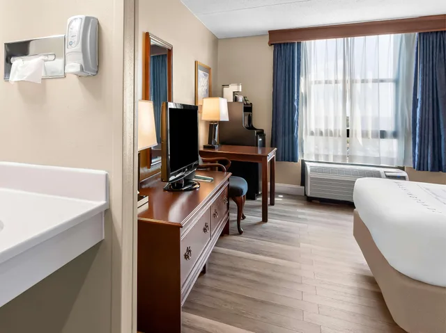 غرفة بسرير مزدوج لذوي الإعاقة، Best Western Potomac Mills 4/4
