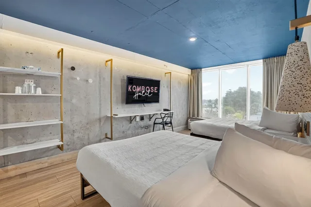 جناح عائلي بسريرين كوين بغرفة نوم واحدة بمطبخ صغير، Kompose Hotel Sarasota 4/10