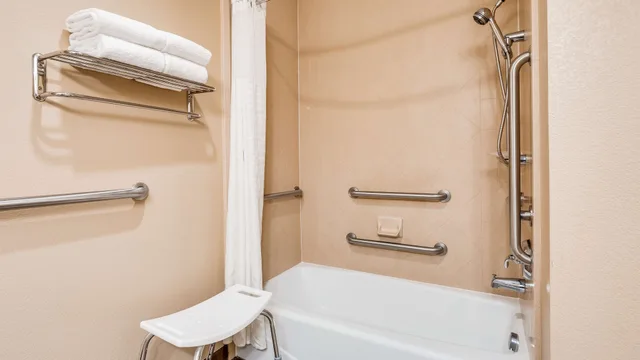 Suite, King Bed, Sofa, Accessible, Best Western Carthage Inn & Suites 5/5