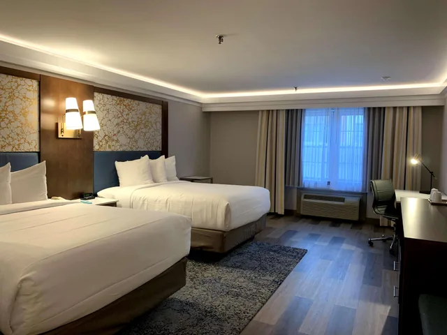 جناح بسريرين كوين، The Westfield Inn, BW Signature Collection 2/10