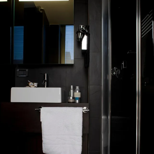 غرفة بسريرين منفصلين، Twentyone Hotel 4/4