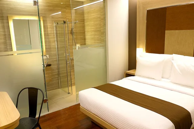 Nano، Grand Citihub Hotel at Panakkukang 1/2