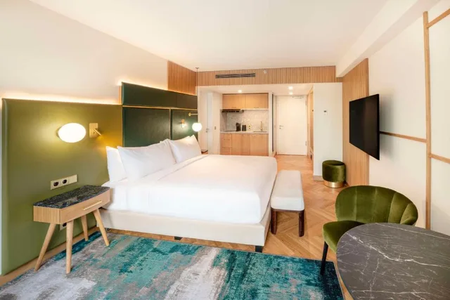 استوديو بسرير كينج، Hilton Berlin 2/3