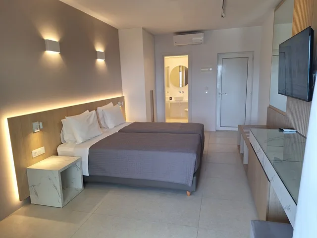 Superior, Lateral Side Sea View, Top Floor، KOS Palace 2/10