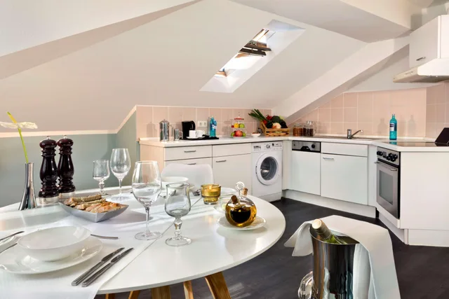SAVIGNY HOTEL FRANKFURT CITY MESSE، فرانكفورت 18/26