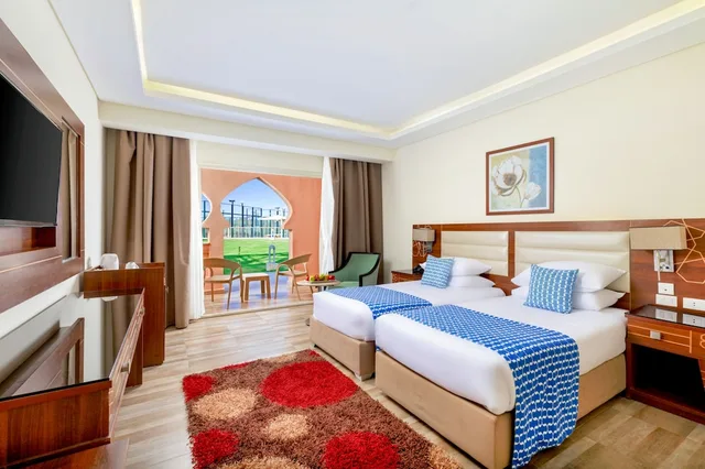 غرفة ديلوكس ثلاثية، Pickalbatros Aqua Vista Resort - Hurghada 2/7