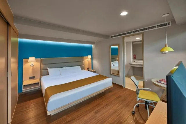 جناح بسريرين منفصلين وسرير كينج بغرفة نوم واحدة مع أريكة، City Express Suites by Marriott Ciudad de Mexico Anzures 3/9