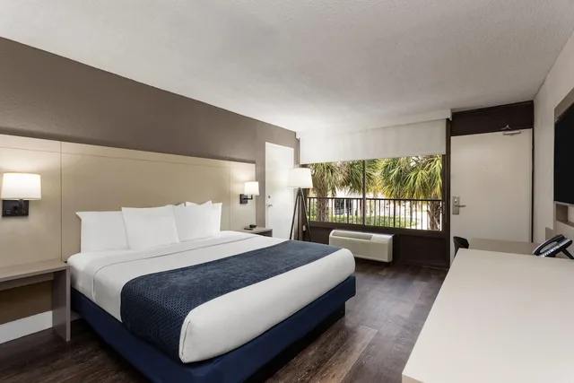 Garden, King Bed، Wyndham I-Drive Avanti Resort & Conference Center 6/10