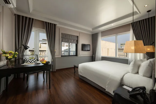 جناح بسرير كينج بشرفة، Hanoi Imperial Hotel 1/5