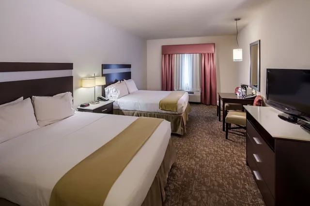 غرفة قياسية بسرير كوين، Holiday Inn Express Augusta North 1/6