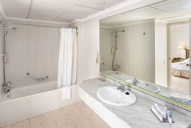 Sol, 4 Beds, Living Area، Sol Arona Tenerife 4/4