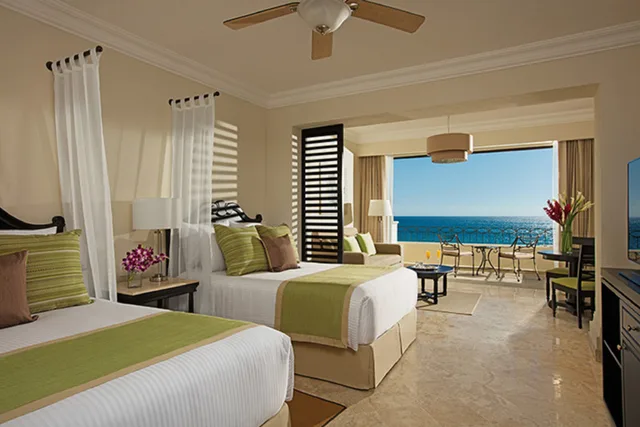 Club, Suite, Dreams Los Cabos Suites Golf Resort And Spa 1/2