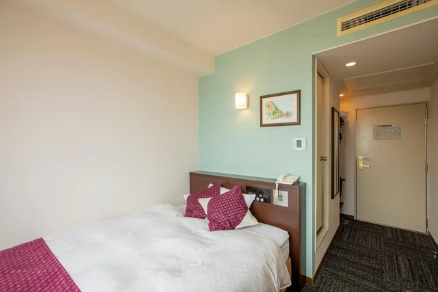 Semi Room, Semi Double Bed, Smoking، Hotel Claire Higasa 1/9