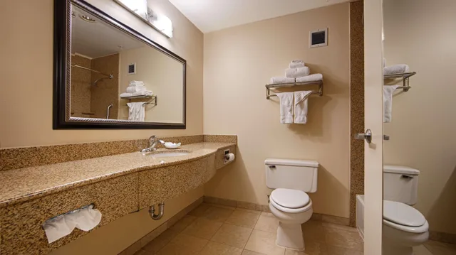 غرفة بسرير كينج، Best Western Porterville Inn 5/5