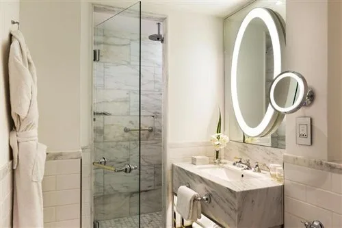 غرفة ديلوكس بسرير مزدوج، Hilton Paris Opera 1/1