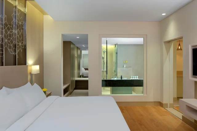 غرفة سوبيريور بسريرين منفصلين، Radisson Gurugram Udyog Vihar 1/8