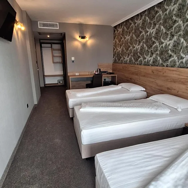 غرفة، Budapest 1/3